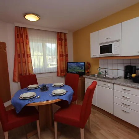 Apart Maximilian Apartment *