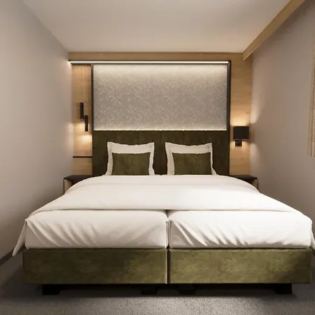 Maximilian * 이스크글